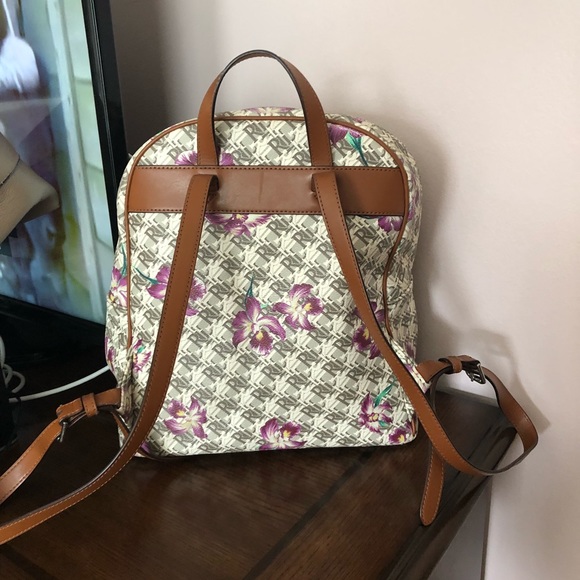 Purses - Picture 2 of 8